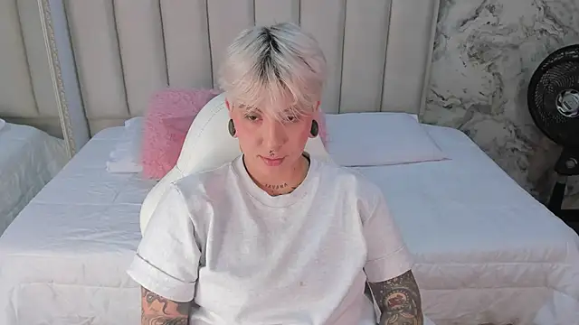 amy ink online show from October 10, 2025, 11:20 am