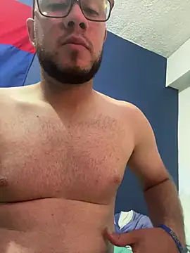 AlejoStrep online show from March 5, 2026, 5:36 am