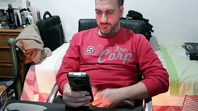 Snapshot of Italian_dark_desire chatting on February 18, 2026, 10:17 pm Italian dark desire online show from February 18, 2026, 10:17 pm