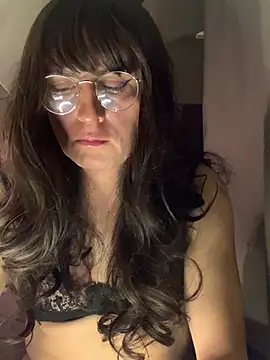 Chic desire online show from March 2, 2026, 8:26 pm