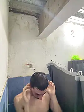 Snapshot of blackcoffe1002 chatting on February 25, 2026, 1:48 am blackcoffe1002 online show from February 25, 2026, 1:48 am