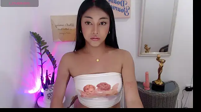 Snapshot of AsianMariaTs chatting on March 14, 2025, 12:18 pm AsianMariaTs online show from March 14, 2025, 12:18 pm