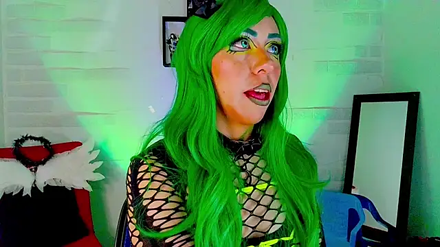 sky girl1 online show from October 31, 2025, 4:02 am