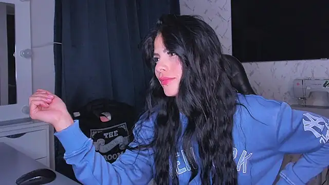 Lisegg  online show from January 8, 2025, 6:31 pm