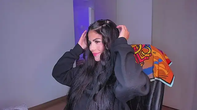 Lisegg  online show from December 22, 2025, 6:49 pm