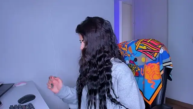 Lisegg  online show from March 30, 2026, 2:29 pm