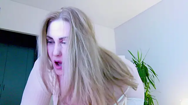 Sinful Eyes online show from March 10, 2026, 4:28 am