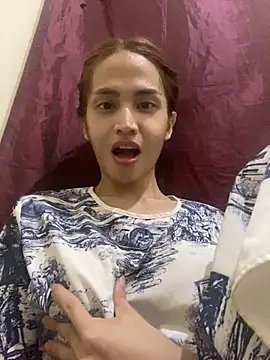  FoxyFlair online show from November 5, 2025, 5:02 pm