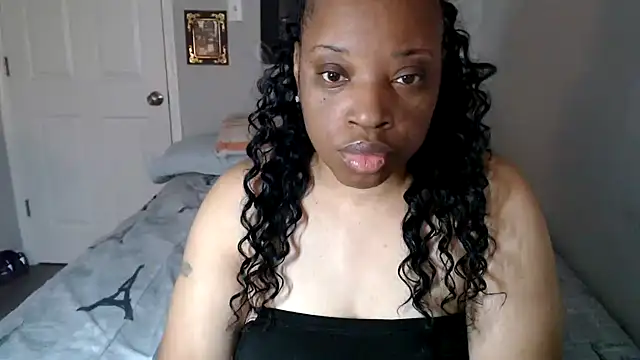 Sexymona1218 online show from October 12, 2025, 2:49 pm