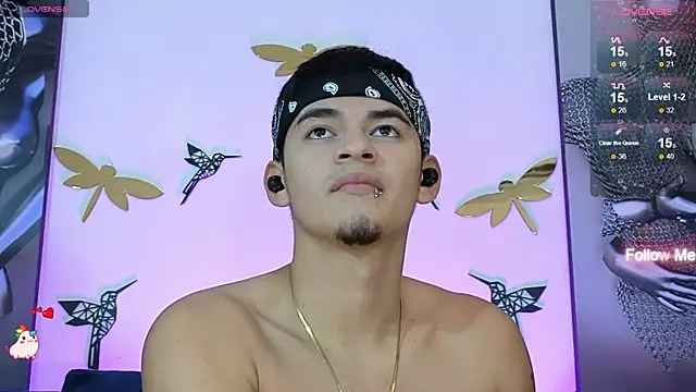 Snapshot of VikoHands chatting on December 16, 2024, 11:50 pm VikoHands online show from December 16, 2024, 11:50 pm