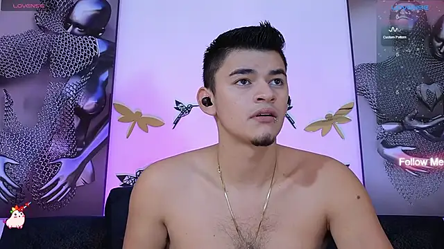 Snapshot of VikoHands chatting on December 17, 2024, 10:54 pm VikoHands online show from December 17, 2024, 10:54 pm