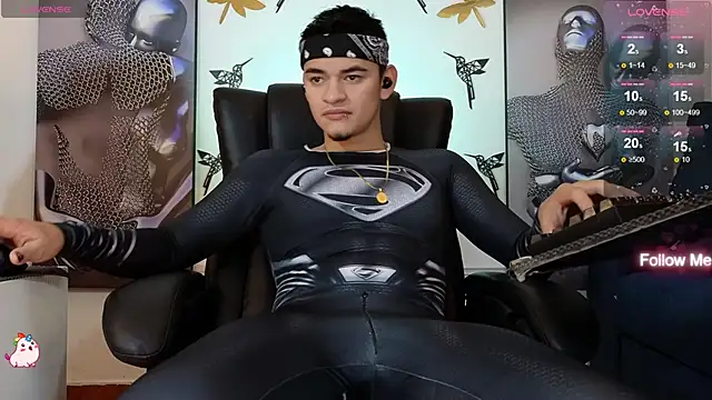 Snapshot of VikoHands chatting on December 20, 2024, 11:16 pm VikoHands online show from December 20, 2024, 11:16 pm