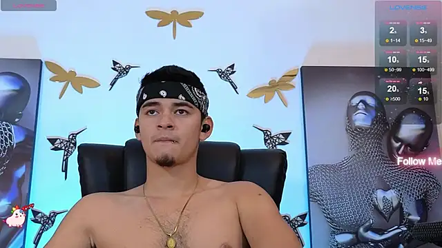 Snapshot of VikoHands chatting on December 21, 2024, 9:25 pm VikoHands online show from December 21, 2024, 9:25 pm