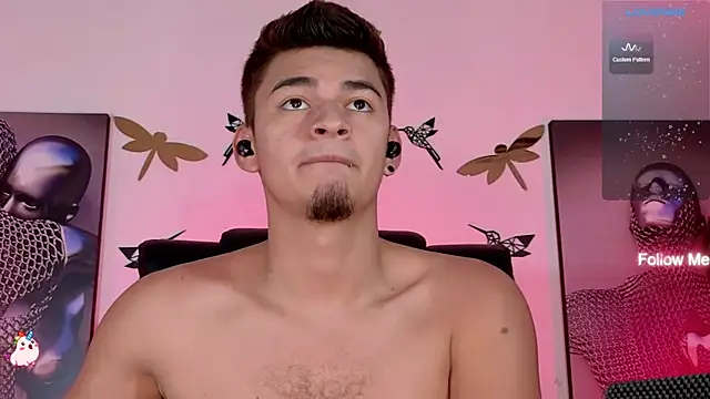 Snapshot of VikoHands chatting on March 18, 2025, 1:21 am VikoHands online show from March 18, 2025, 1:21 am