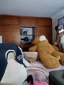 Snapshot of Daddys_girl1 chatting on October 7, 2025, 5:04 am Daddys girl1 online show from October 7, 2025, 5:04 am