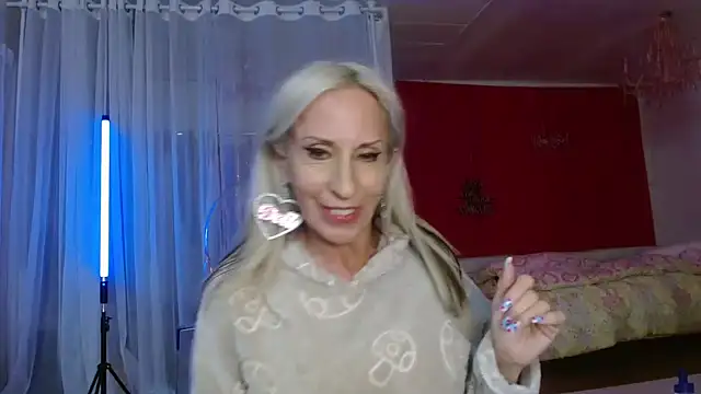 Snapshot of Sweet-Ginger chatting on January 24, 2025, 11:02 pm Sweet-Ginger online show from January 24, 2025, 11:02 pm