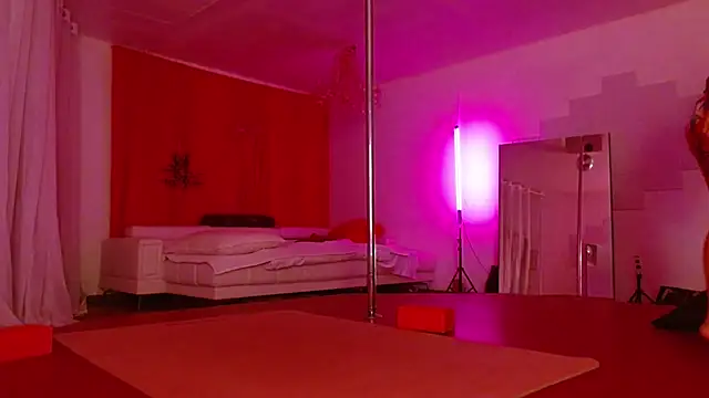 Snapshot of Sweet-Ginger chatting on September 20, 2025, 3:18 am Sweet-Ginger online show from September 20, 2025, 3:18 am