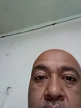 Snapshot of GeorgeVergaGrues chatting on September 22, 2025, 7:21 am GeorgeVergaGrues online show from September 22, 2025, 7:21 am