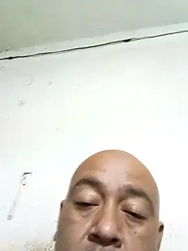 Snapshot of GeorgeVergaGrues chatting on November 4, 2025, 1:59 am GeorgeVergaGrues online show from November 4, 2025, 1:59 am