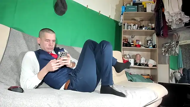 viraglaci18xh online show from February 4, 2026, 9:09 pm