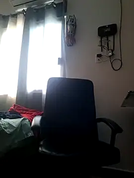 Snapshot of juliopantoja chatting on February 11, 2026, 4:56 pm juliopantoja online show from February 11, 2026, 4:56 pm