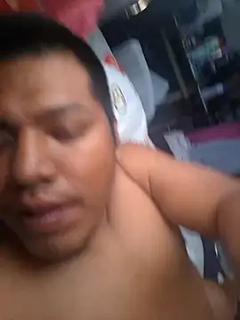 Snapshot of juliopantoja chatting on March 4, 2026, 4:02 pm juliopantoja online show from March 4, 2026, 4:02 pm