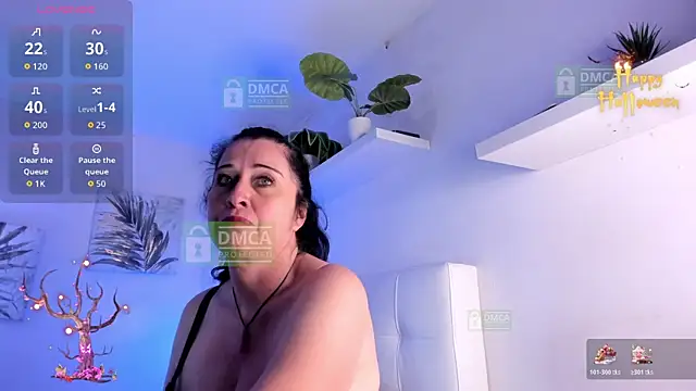 LADY HELLEN online show from October 18, 2025, 7:03 pm