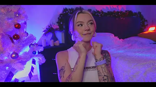 KristaBrooks online show from December 12, 2024, 6:21 pm