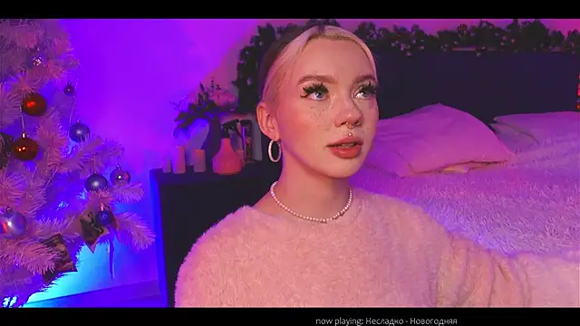 KristaBrooks online show from December 30, 2024, 1:47 pm