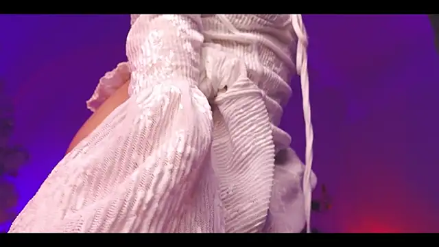 KristaBrooks online show from December 30, 2024, 4:51 pm