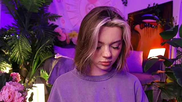 KristaBrooks online show from February 7, 2025, 3:30 pm