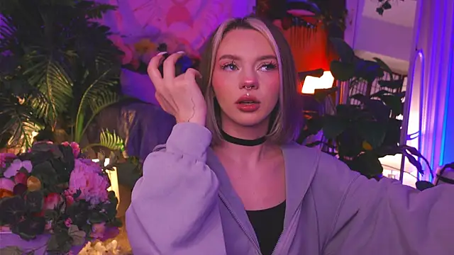 KristaBrooks online show from February 9, 2025, 2:07 pm