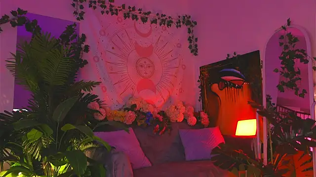 KristaBrooks online show from March 18, 2025, 1:42 pm