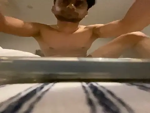 Snapshot of Popps39 chatting on November 17, 2025, 8:58 pm Popps39 online show from November 17, 2025, 8:58 pm