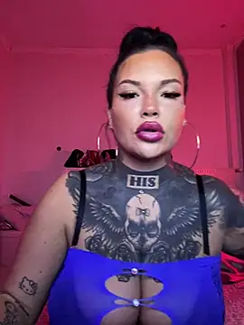  MelinaCurves  online show from April 7, 2026, 10:09 pm