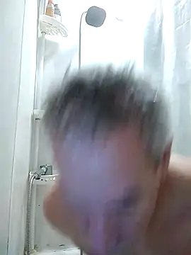 Snapshot of Biknight chatting on January 3, 2025, 11:01 pm Biknight online show from January 3, 2025, 11:01 pm