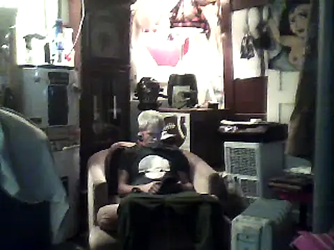 Snapshot of Biknight chatting on February 9, 2025, 12:17 am Biknight online show from February 9, 2025, 12:17 am