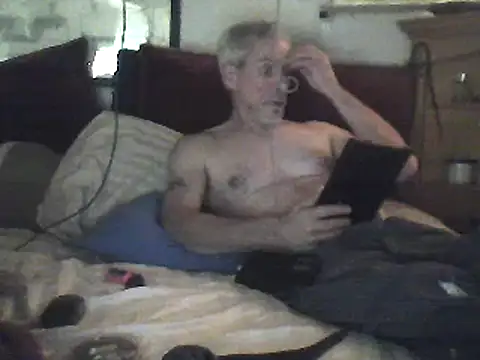 Snapshot of Biknight chatting on March 14, 2025, 7:48 am Biknight online show from March 14, 2025, 7:48 am