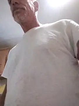 Snapshot of Biknight chatting on September 21, 2025, 3:35 pm Biknight online show from September 21, 2025, 3:35 pm