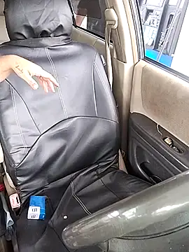 Snapshot of Biknight chatting on October 5, 2025, 6:28 pm Biknight online show from October 5, 2025, 6:28 pm