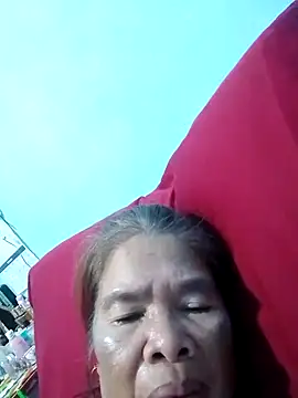 Snapshot of sexylizzy4u chatting on October 12, 2025, 11:31 am sexylizzy4u online show from October 12, 2025, 11:31 am