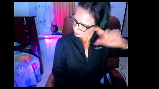 BrianaGarner online show from October 12, 2025, 7:29 am