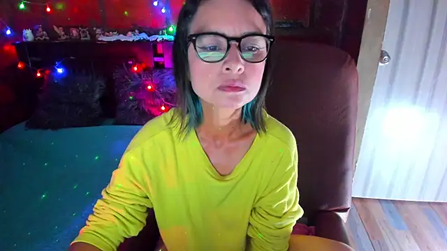 Snapshot of BrianaGarner chatting on March 4, 2026, 7:36 am BrianaGarner online show from March 4, 2026, 7:36 am