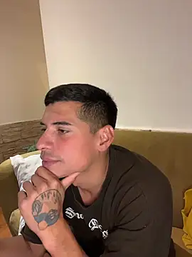 Snapshot of sralalo chatting on February 26, 2026, 11:15 pm sralalo online show from February 26, 2026, 11:15 pm