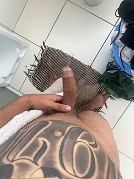 RenanDlc online show from January 13, 2026, 7:19 pm