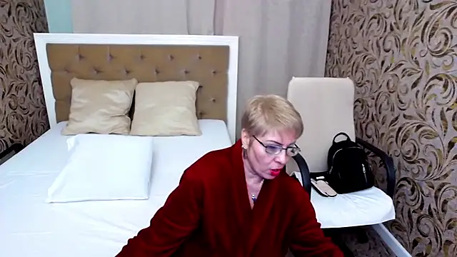 Snapshot of LadyLibely chatting on December 10, 2024, 10:49 am LadyLibely online show from December 10, 2024, 10:49 am