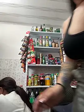 Snapshot of emilyjohanson chatting on October 22, 2025, 2:39 pm emilyjohanson online show from October 22, 2025, 2:39 pm