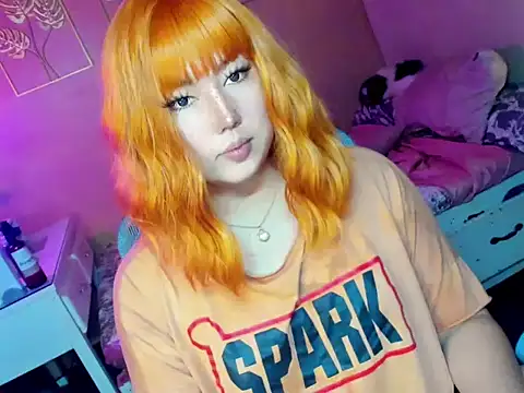 HOTnWILDalice online show from October 11, 2025, 8:46 am