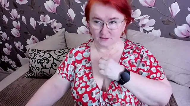 leiamillersonn online show from February 26, 2025, 5:09 am