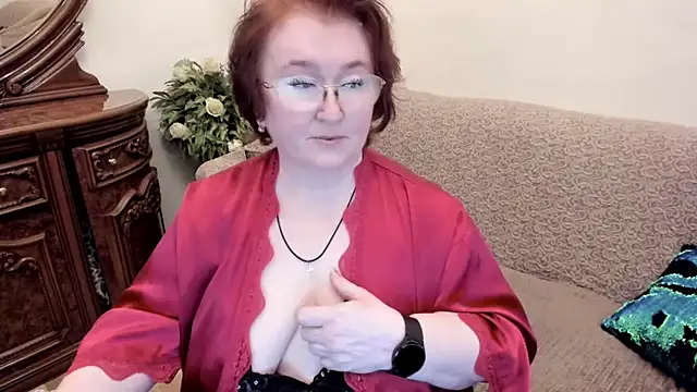 leiamillersonn online show from September 22, 2025, 5:48 pm